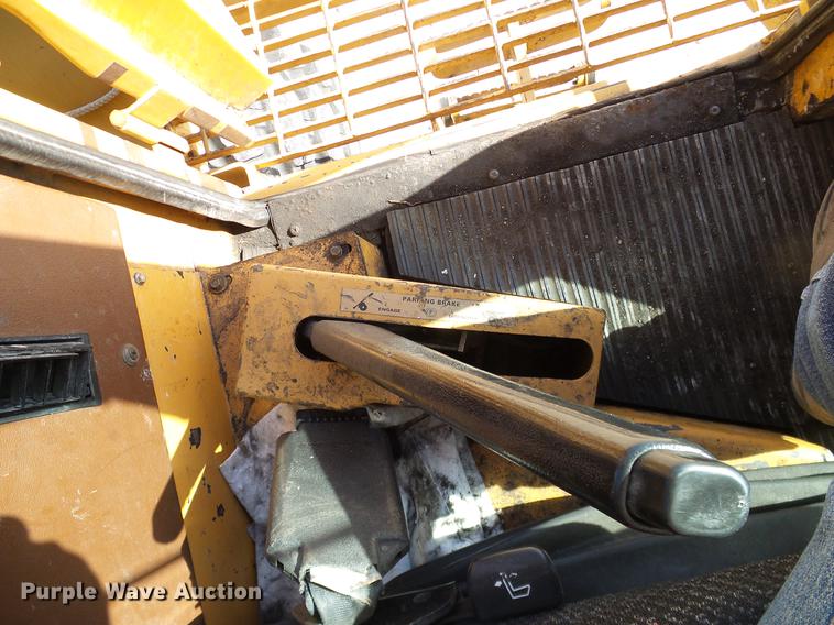 image for item DC2216 Case 821B wheel loader