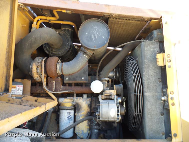 image for item DC2216 Case 821B wheel loader