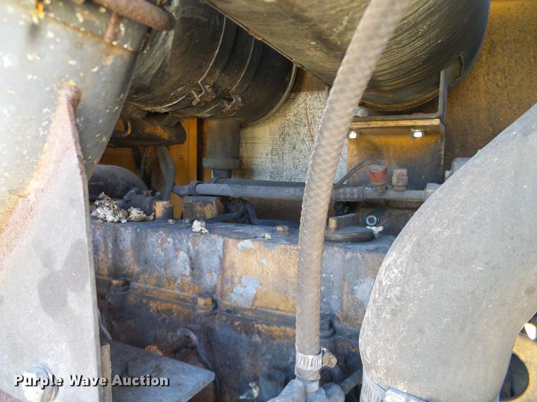 image for item DC2216 Case 821B wheel loader