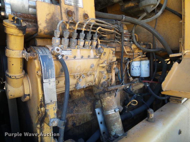 image for item DC2216 Case 821B wheel loader