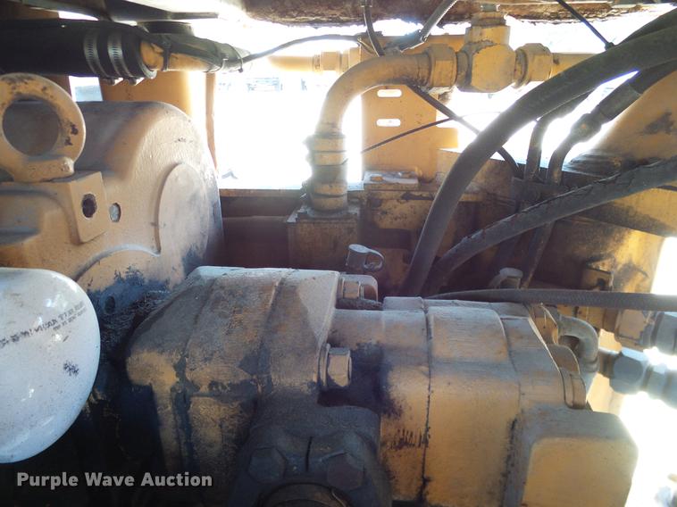 image for item DC2216 Case 821B wheel loader