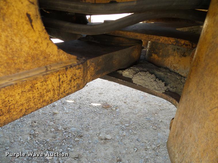 image for item DC2216 Case 821B wheel loader