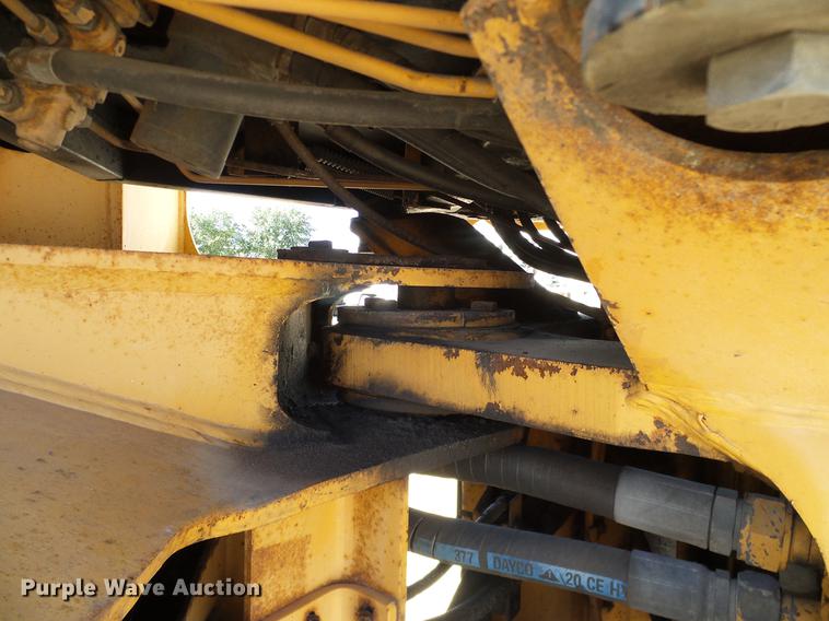 image for item DC2216 Case 821B wheel loader