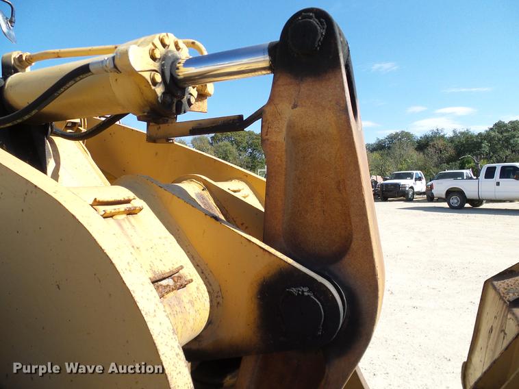 image for item DC2216 Case 821B wheel loader