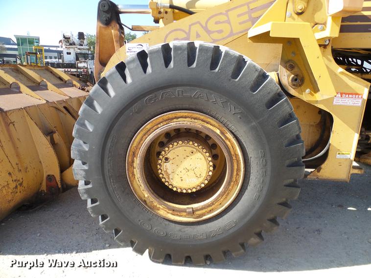 image for item DC2216 Case 821B wheel loader
