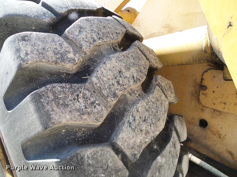 image for item DC2216 Case 821B wheel loader