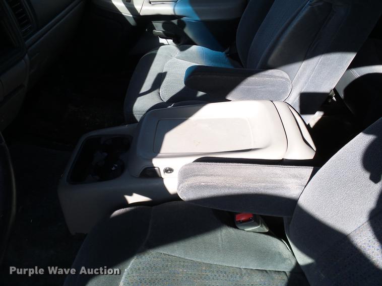 image for item DC2217 2002 Chevrolet Tahoe SUV