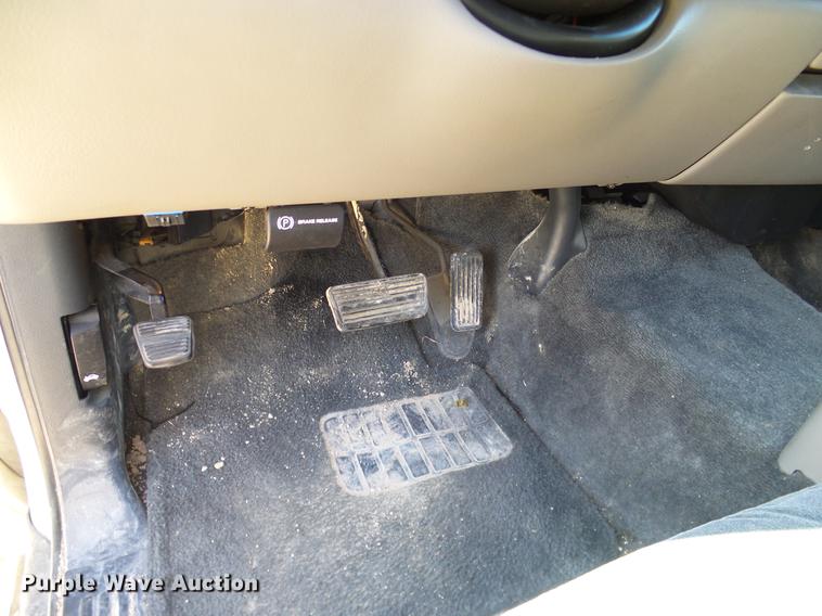 image for item DC2217 2002 Chevrolet Tahoe SUV