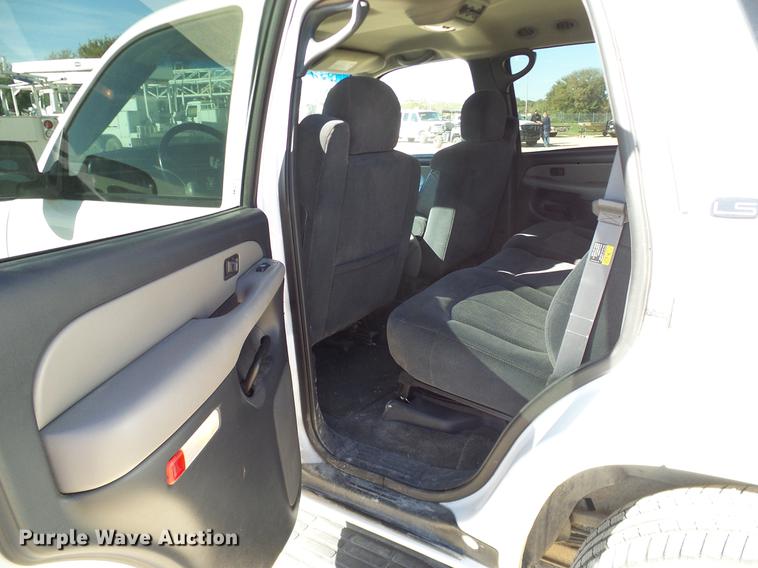 image for item DC2217 2002 Chevrolet Tahoe SUV