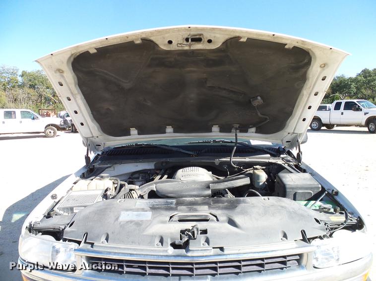 image for item DC2217 2002 Chevrolet Tahoe SUV