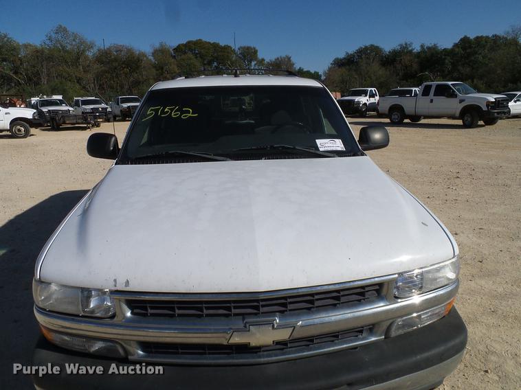 image for item DC2217 2002 Chevrolet Tahoe SUV