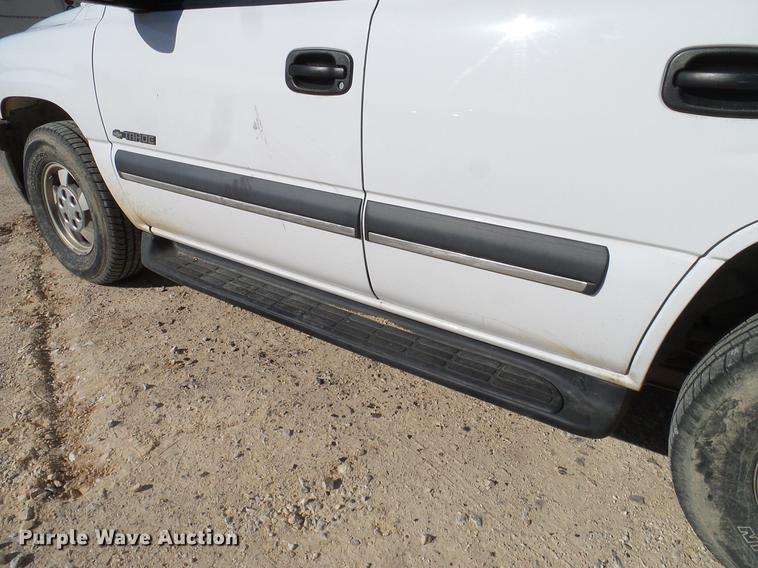 image for item DC2217 2002 Chevrolet Tahoe SUV