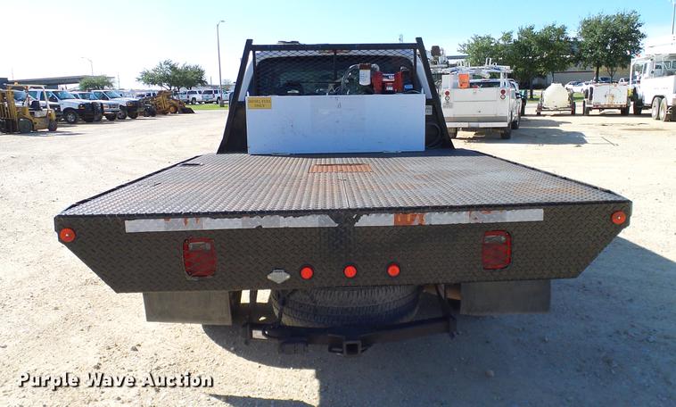 image for item DC2218 2010 Ford F250 Super Duty Crew Cab flatbed pickup truck