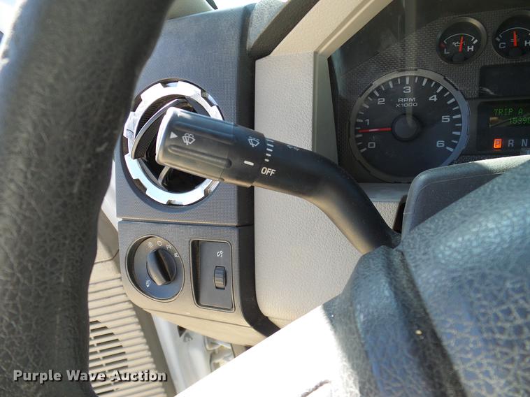 image for item DC2218 2010 Ford F250 Super Duty Crew Cab flatbed pickup truck