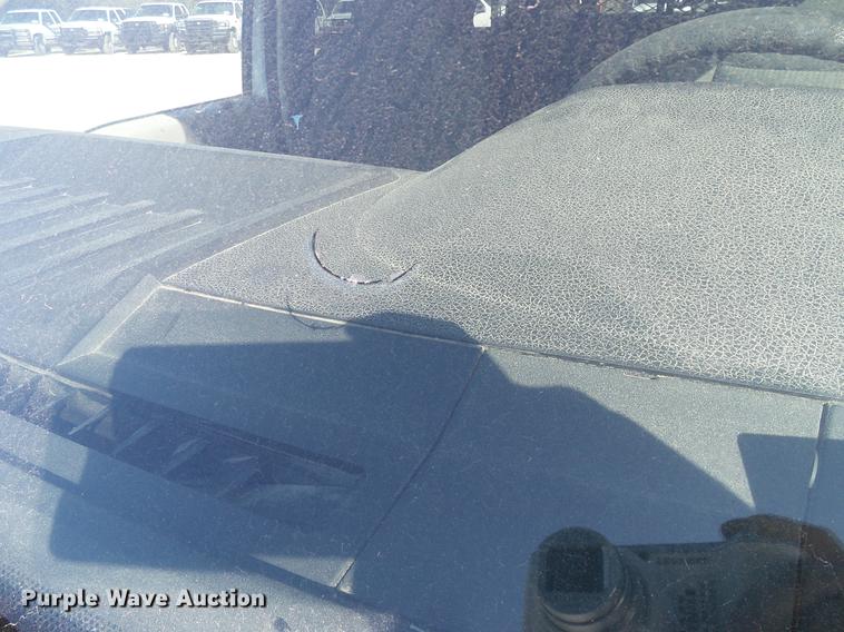 image for item DC2218 2010 Ford F250 Super Duty Crew Cab flatbed pickup truck