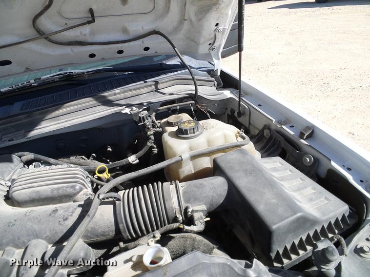 image for item DC2218 2010 Ford F250 Super Duty Crew Cab flatbed pickup truck