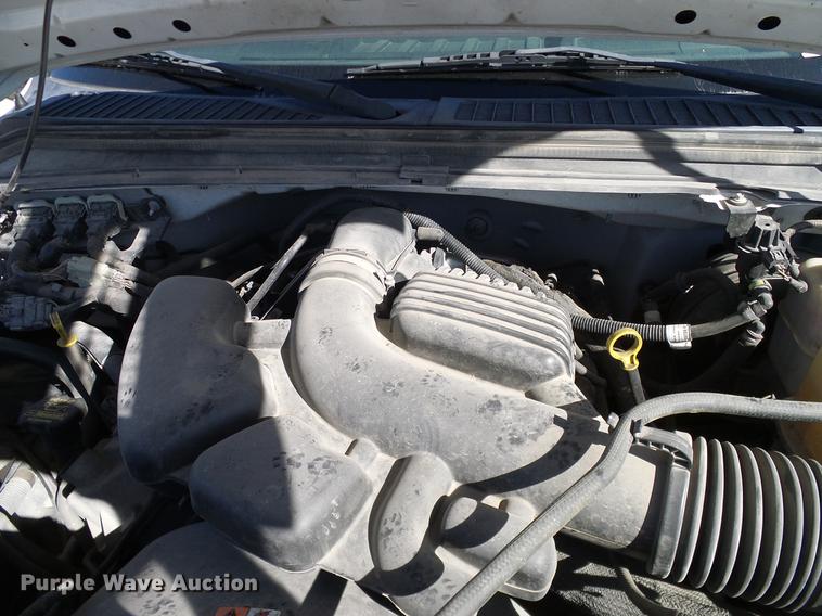 image for item DC2218 2010 Ford F250 Super Duty Crew Cab flatbed pickup truck