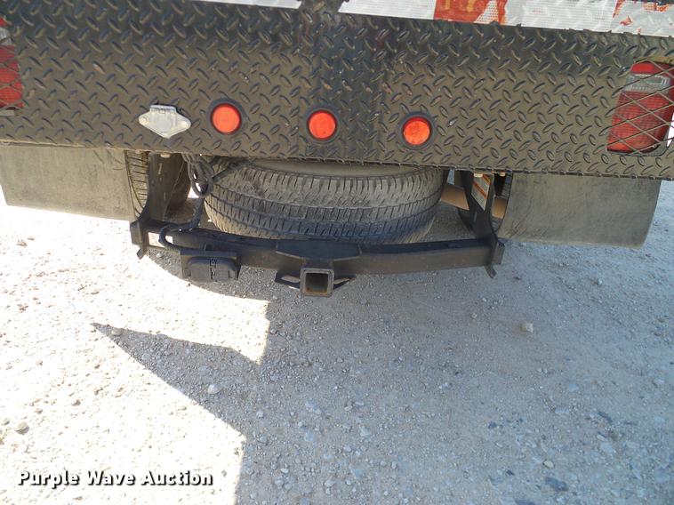 image for item DC2218 2010 Ford F250 Super Duty Crew Cab flatbed pickup truck