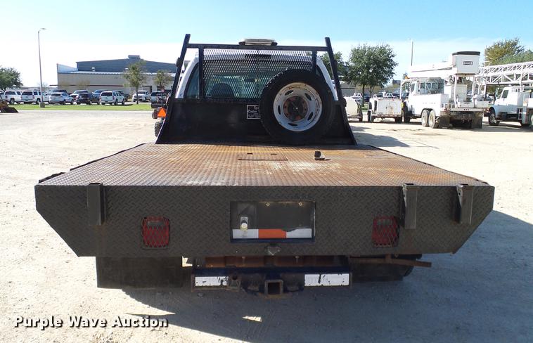 image for item DC2219 2002 Ford F450 Super Duty Crew Cab flatbed truck