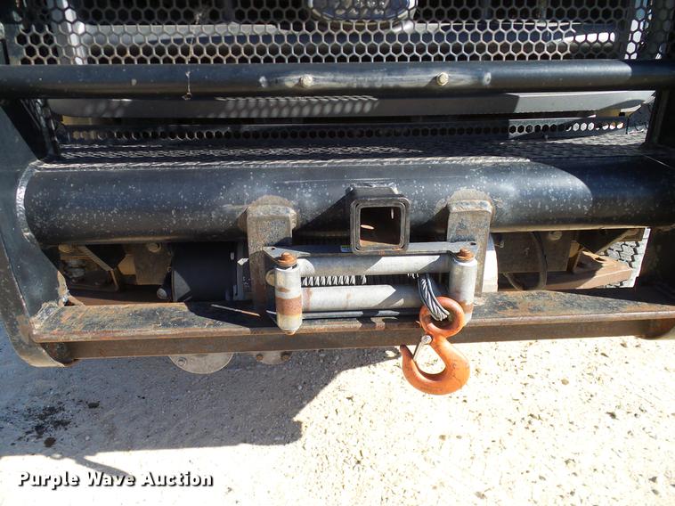 image for item DC2219 2002 Ford F450 Super Duty Crew Cab flatbed truck