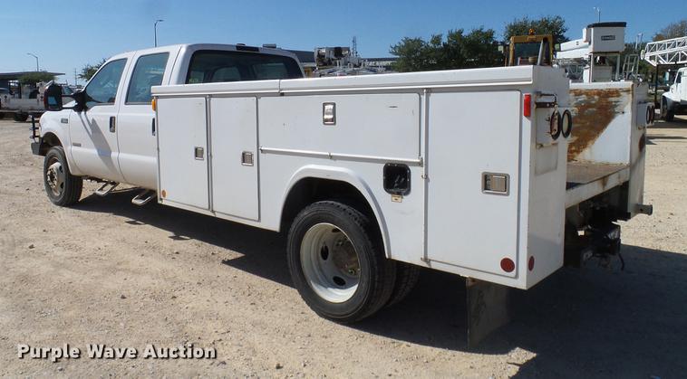 image for item DC2220 2004 Ford F550 Crew Cab utility truck