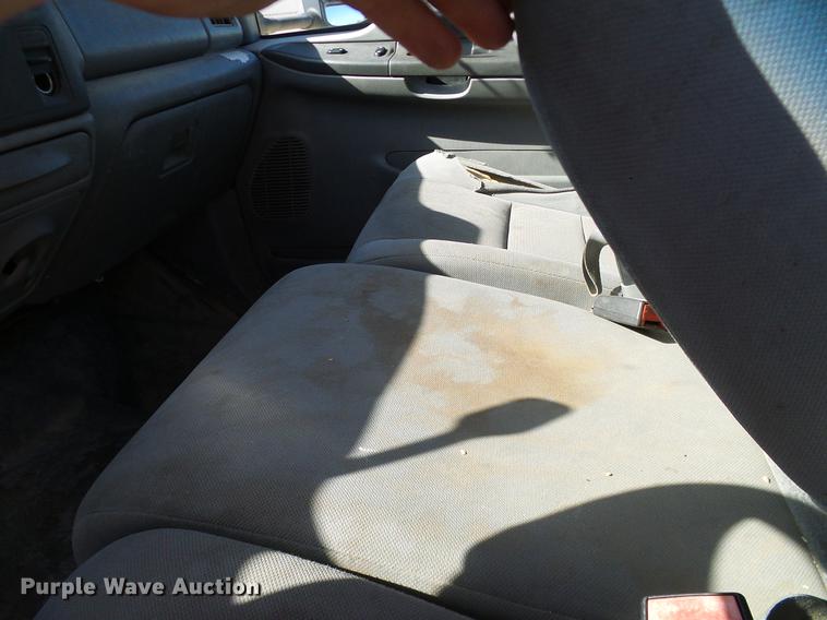 image for item DC2220 2004 Ford F550 Crew Cab utility truck