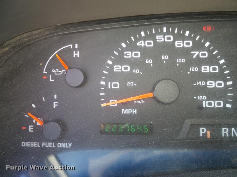 image for item DC2220 2004 Ford F550 Crew Cab utility truck