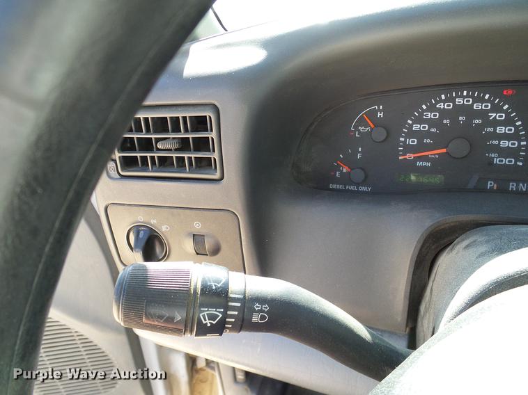 image for item DC2220 2004 Ford F550 Crew Cab utility truck