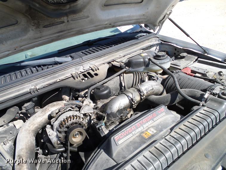 image for item DC2220 2004 Ford F550 Crew Cab utility truck