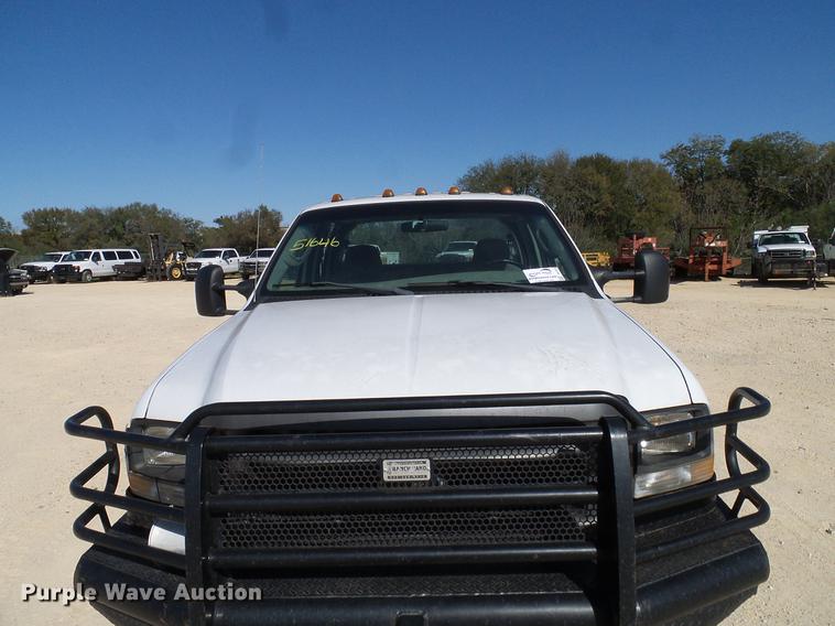 image for item DC2220 2004 Ford F550 Crew Cab utility truck