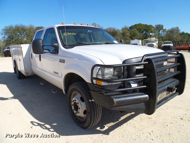 image for item DC2220 2004 Ford F550 Crew Cab utility truck