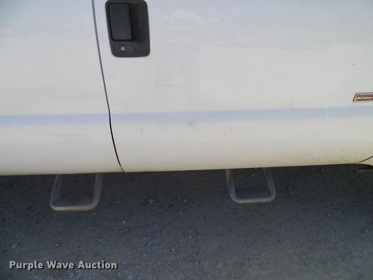 image for item DC2220 2004 Ford F550 Crew Cab utility truck