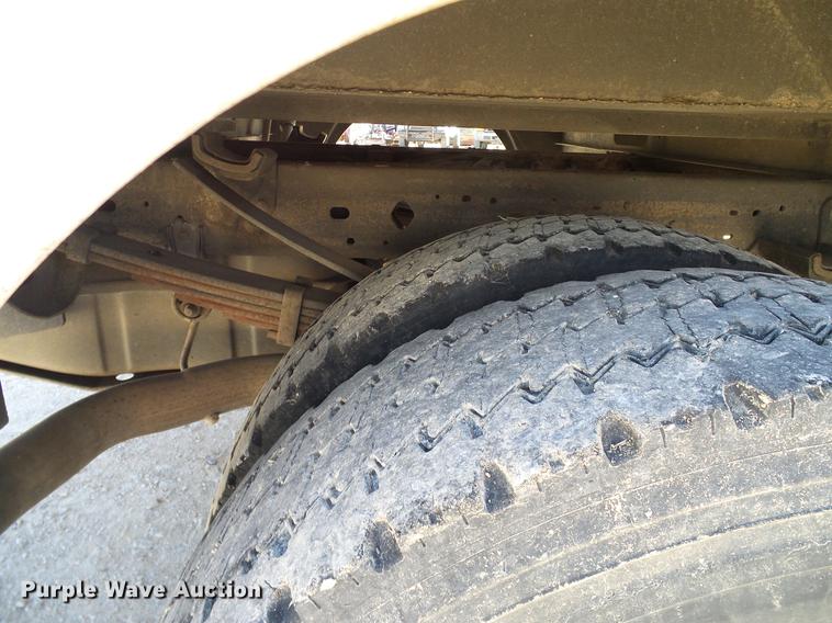 image for item DC2220 2004 Ford F550 Crew Cab utility truck