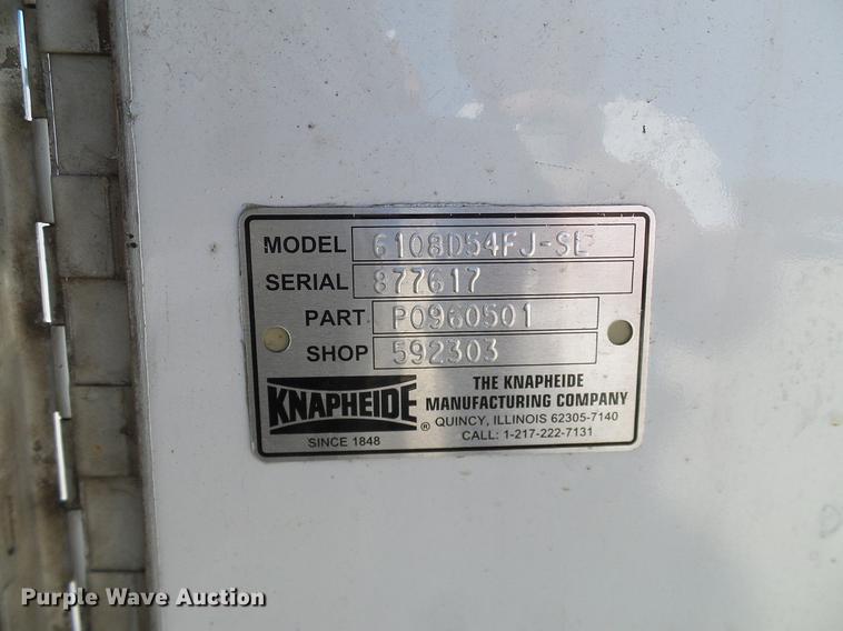 image for item DC2221 2000 Ford F550 utility truck with crane