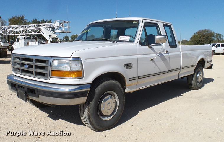 image for item DC2222 1997 Ford F250 SuperCab pickup truck