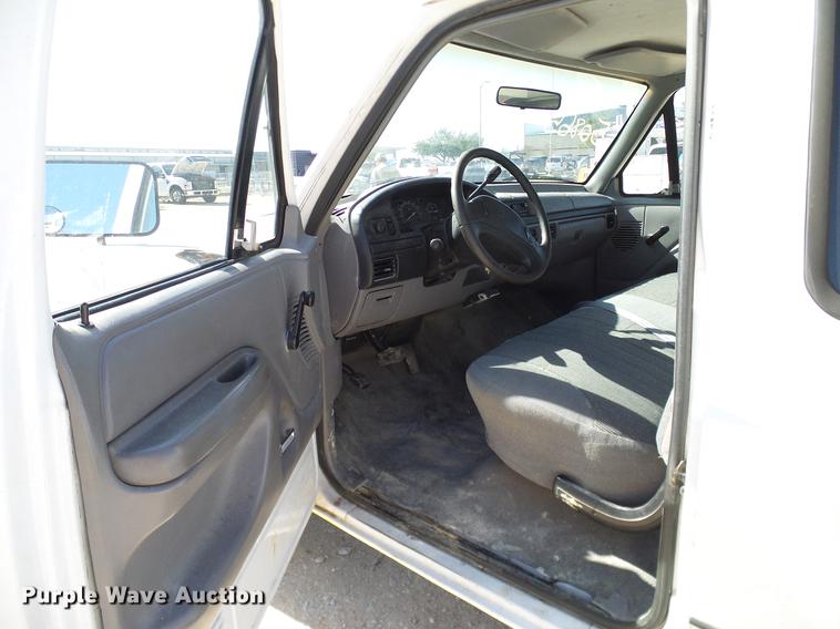 image for item DC2222 1997 Ford F250 SuperCab pickup truck