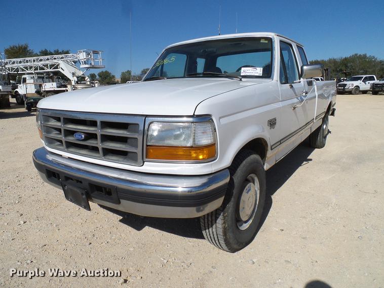 image for item DC2222 1997 Ford F250 SuperCab pickup truck