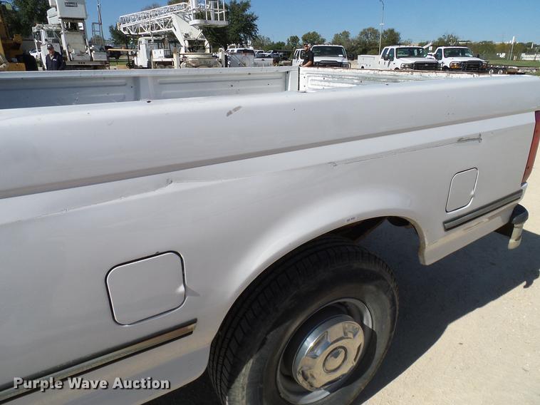 image for item DC2222 1997 Ford F250 SuperCab pickup truck