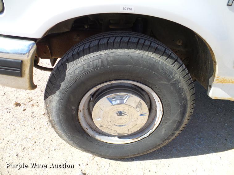 image for item DC2222 1997 Ford F250 SuperCab pickup truck