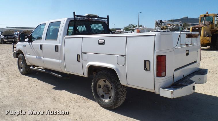 image for item DC2223 2006 Ford F350 Super Duty Crew Cab utility bed pickup truck