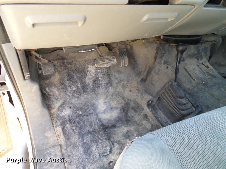 image for item DC2223 2006 Ford F350 Super Duty Crew Cab utility bed pickup truck