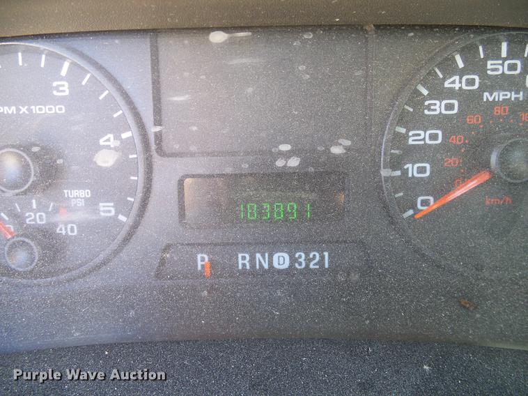 image for item DC2223 2006 Ford F350 Super Duty Crew Cab utility bed pickup truck