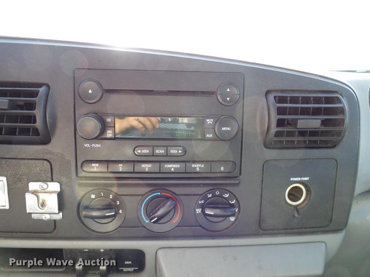 image for item DC2223 2006 Ford F350 Super Duty Crew Cab utility bed pickup truck