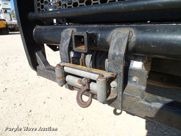 image for item DC2223 2006 Ford F350 Super Duty Crew Cab utility bed pickup truck