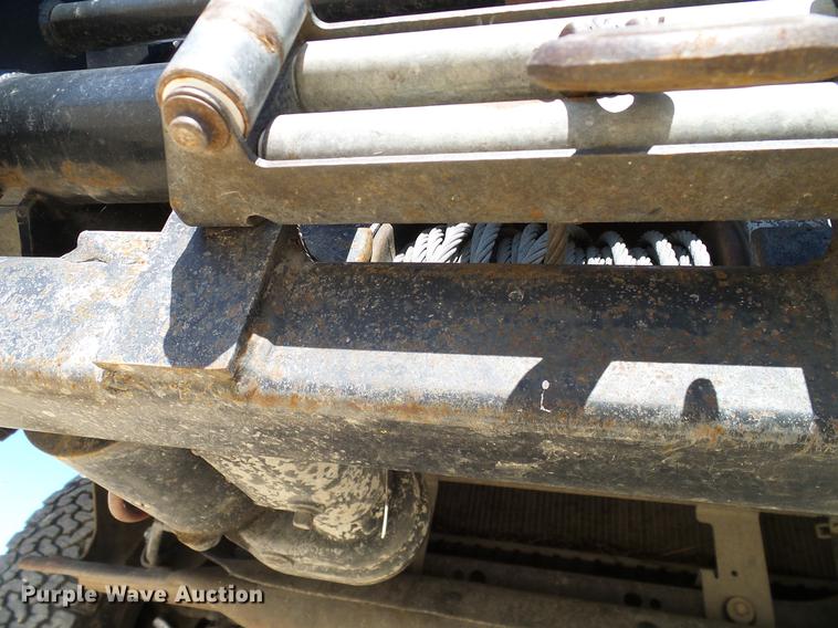 image for item DC2223 2006 Ford F350 Super Duty Crew Cab utility bed pickup truck