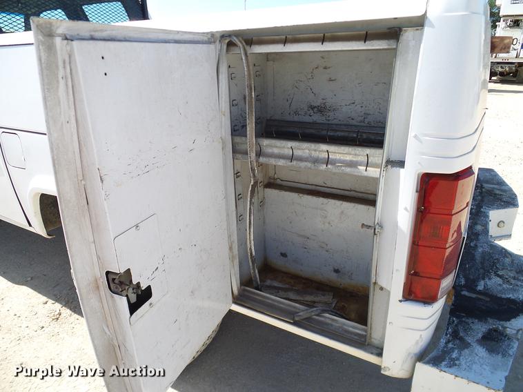 image for item DC2223 2006 Ford F350 Super Duty Crew Cab utility bed pickup truck