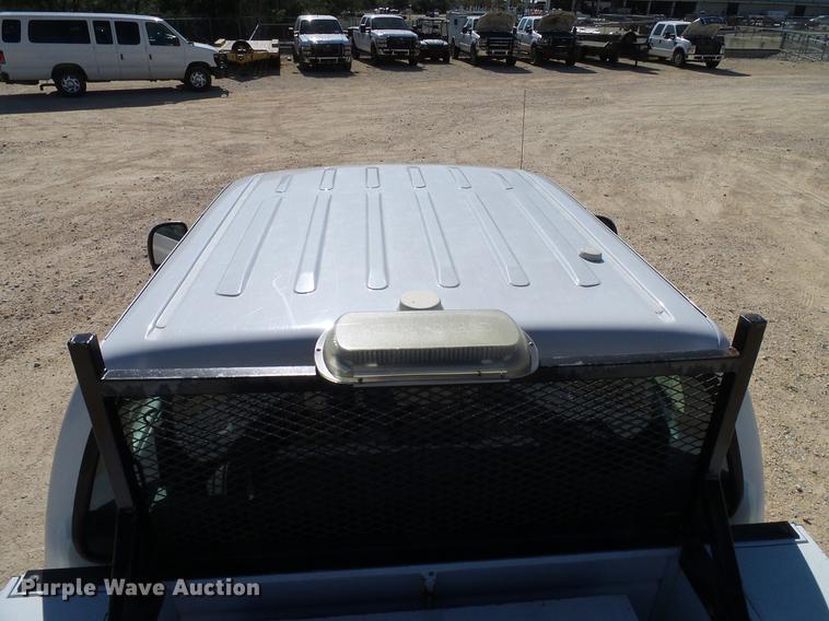 image for item DC2223 2006 Ford F350 Super Duty Crew Cab utility bed pickup truck