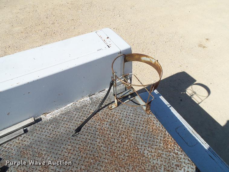 image for item DC2223 2006 Ford F350 Super Duty Crew Cab utility bed pickup truck