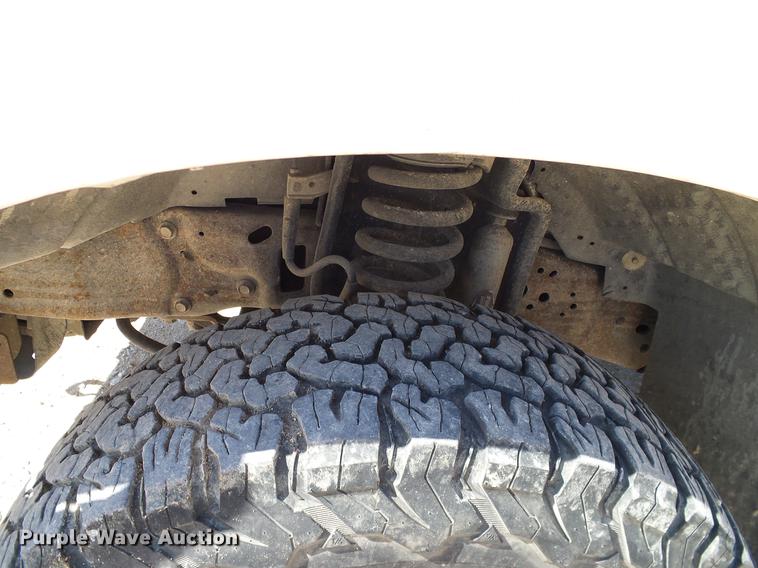 image for item DC2223 2006 Ford F350 Super Duty Crew Cab utility bed pickup truck