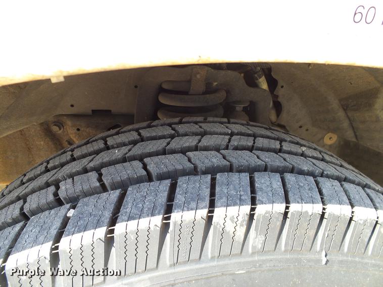 image for item DC2226 2005 Ford F350 Super Duty SuperCab utility bed pickup truck